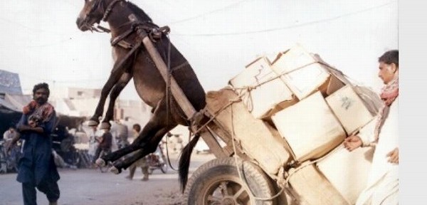 【過積載防止対策】10tダンプの積載量を管理する方法　